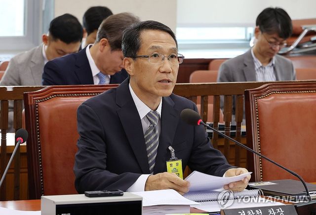 인사말 하는 유재성 신임 경찰청장 직무대행