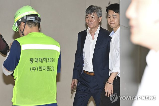 김건희 특검 사무실 향하는 이종호 전 블랙펄인베스트 대표