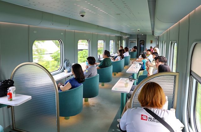 디저트 열차 '하이펑'의 내부 모습 [사진/권혁창 기자]