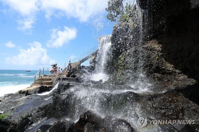 소정방폭포의 여름