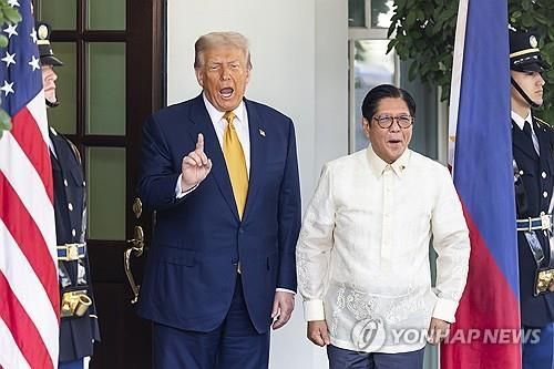 트럼프 미국 대통령과 마르코스 필리핀 대통령 