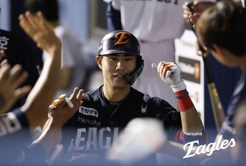 9회 쐐기 1점 홈런을 터뜨린 한화의 심우준