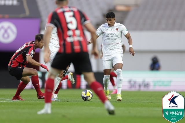 포항 미드필더 오베르단