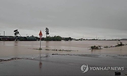 400㎜ 넘는 폭우에 범람한 서산 청지천