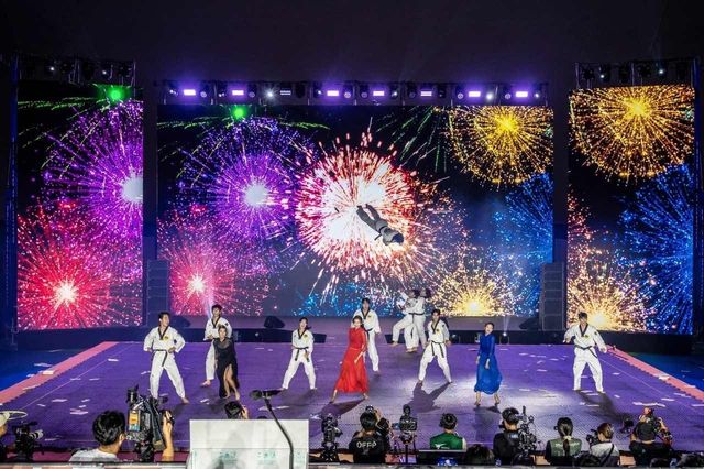 문화축제와 오픈대회 개막공연