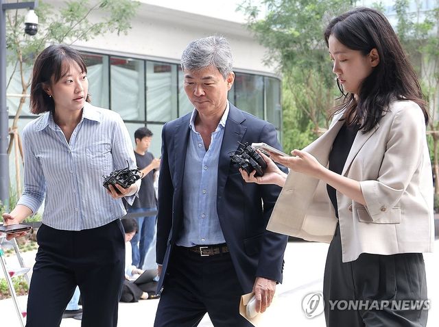 김건희 특검 사무실 향하는 이종호 전 블랙펄인베스트 대표