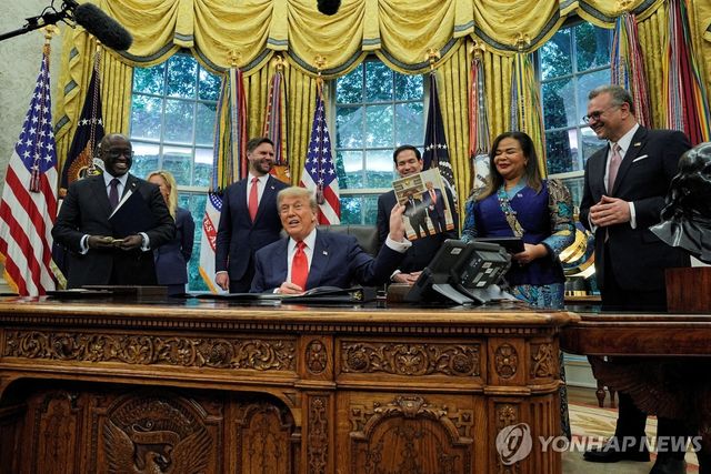 트럼프 미국 대통령