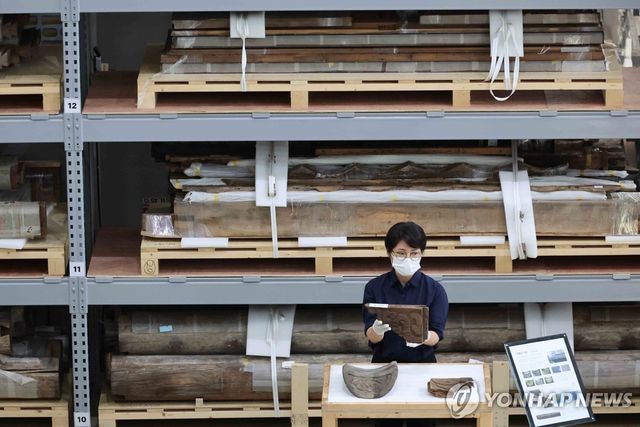 관월당 해체 부재 공개