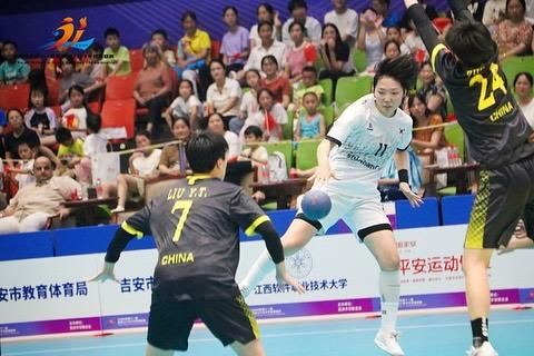 한국과 중국의 준결승 경기 모습. 