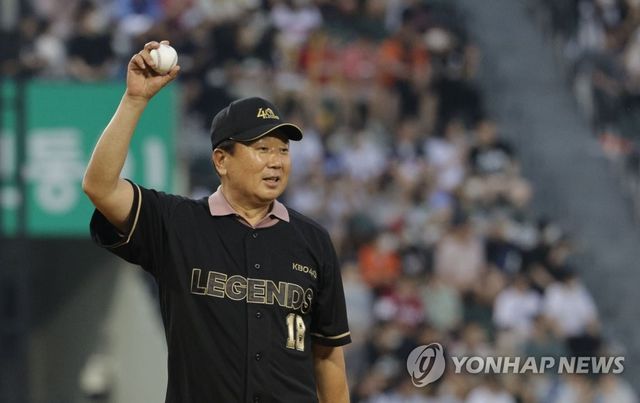 시구 마친 선동열 전 감독