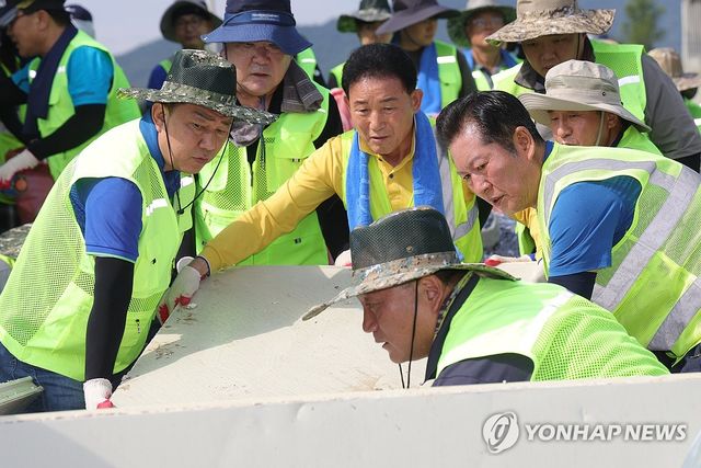 가평 수해 복구 현장 찾은 민주당