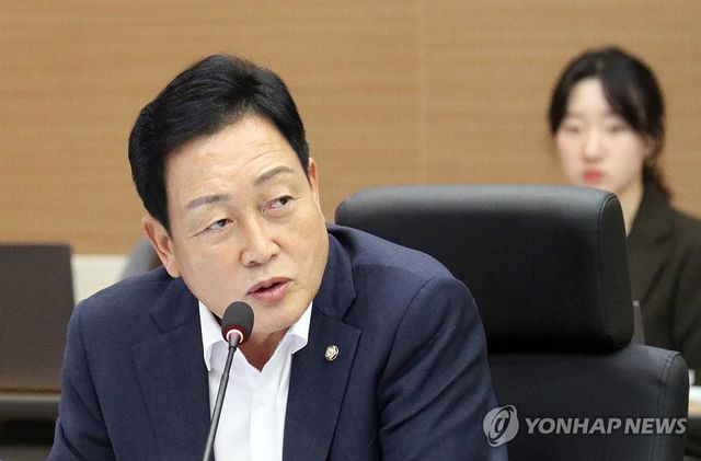 산림청 국감서 질의하는 김선교 의원