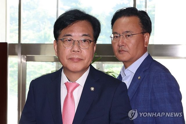 김건희 특검 압수수색 비판한 송언석 원내대표