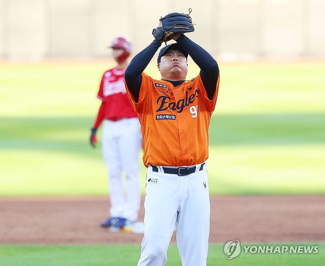 류현진, '안 풀리네'