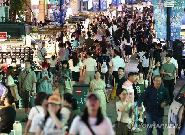 민생회복 소비쿠폰 3천642만5천598명 신청…소비 증가할까