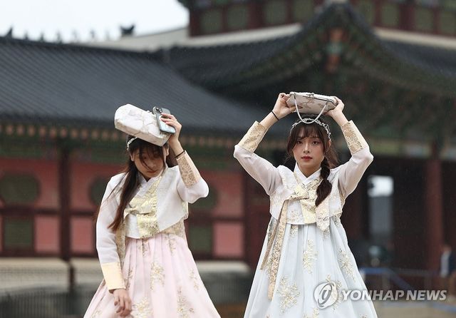 '우산이 없는데'