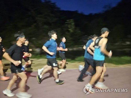 함께 달리며 순찰을