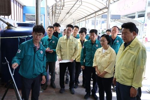 폭우 피해 복구상황 점검하는 중기부 장관