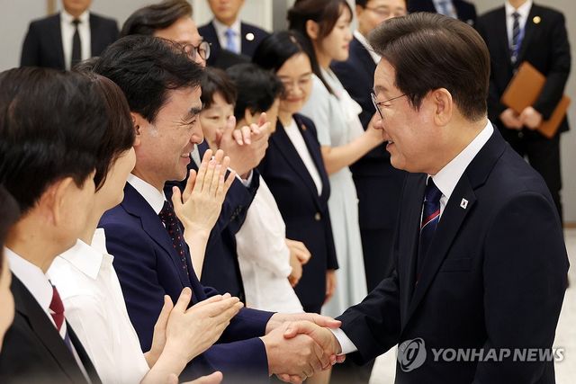 이재명 대통령과 안규백 국방부 장관