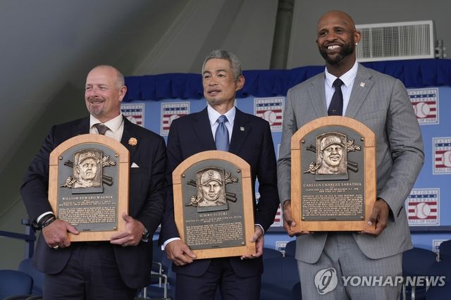 2025 MLB 명예의 전당 헌액자 빌리 와그너, 스즈키 이치로, CC 사바시아(왼쪽부터)