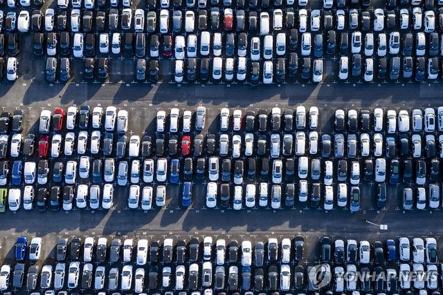 수출 대기 중인 독일 자동차