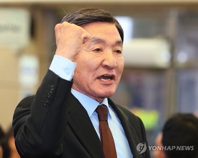 베트남 특사단장으로 임명된 박창달 전 의원