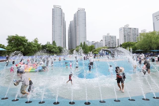 부천 중앙공원 물놀이장