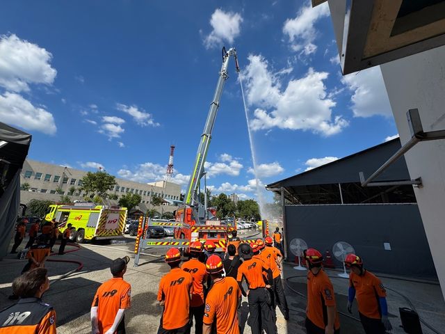 무인파괴방수차 시연