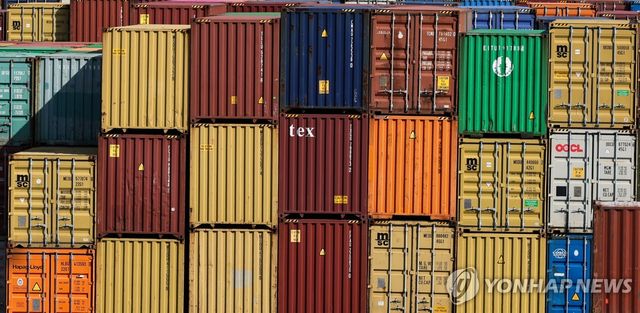 독일 항구의 컨테이너