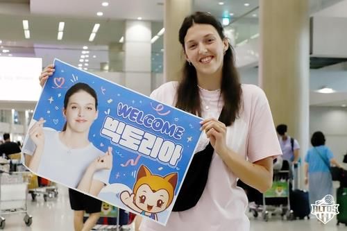 조기 입국한 IBK기업은행의 외국인 거포 빅토리아