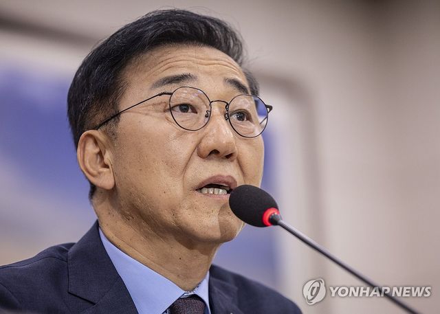 답변하는 김윤덕 국토교통부 장관 후보자