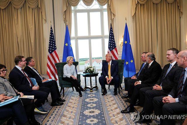 트럼프 소유 턴베리 리조트서 열린 EU-미국 관세협의