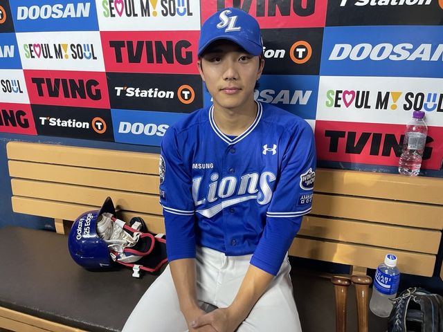 9회 역전 만루 홈런을 때린 삼성 이재현