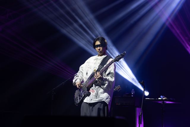 베이시스트 모미켄