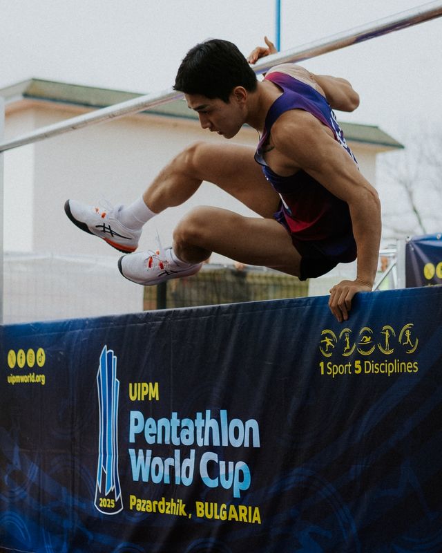 장애물 경기하는 서창완