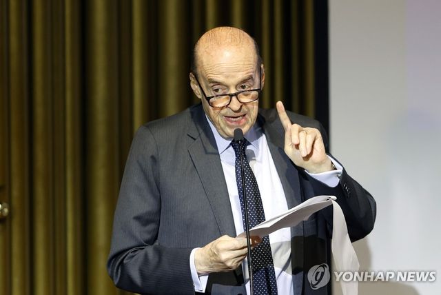 알바로 레이바 콜롬비아 전 외교장관