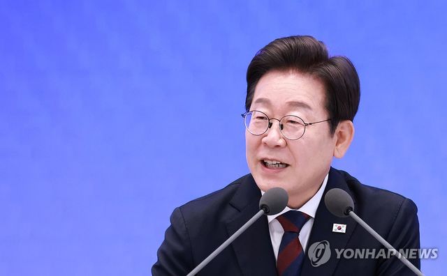 취임 30일 기자회견 갖는 이재명 대통령