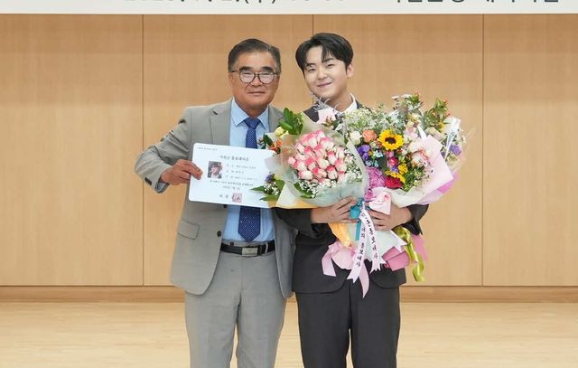 서천군 1호 홍보대사로 트로트 가수 박민수 위촉