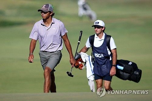 US 주니어 챔피언십 때 찰리 우즈의 경기 모습.