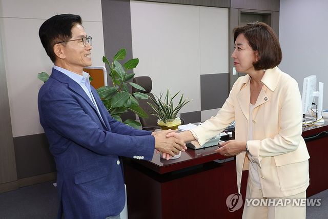 나경원 의원 찾아간 김문수 후보