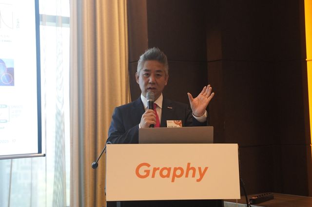 심운섭 그래피 대표