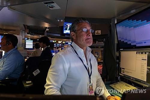 뉴욕 증권거래소의 트레이더