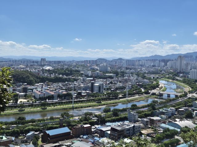 맑은 날씨의 대구 전경