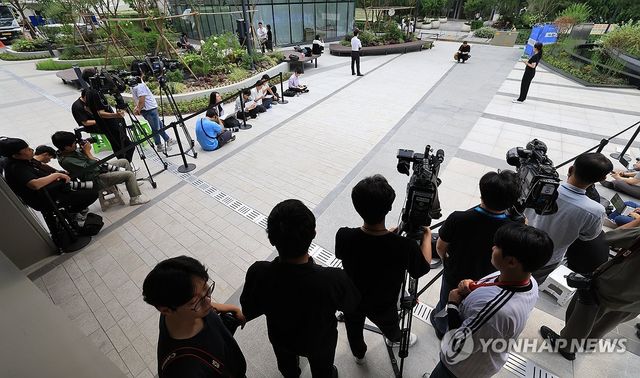 윤석열, 김건희특검 이틀째 불출석