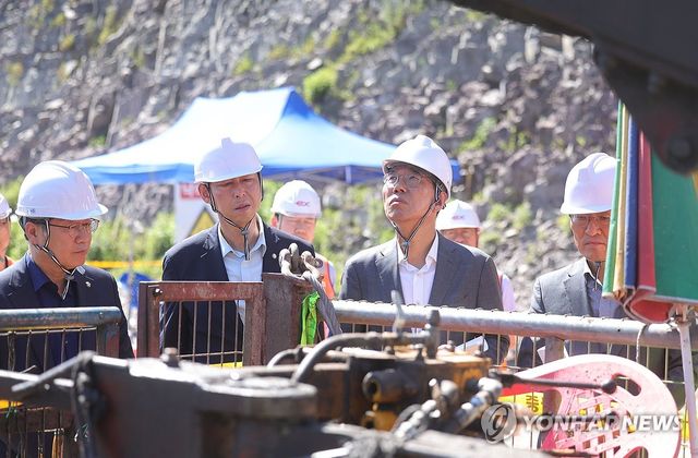 포스코이앤씨 사고 현장 방문한 민주당 산재예방 TF