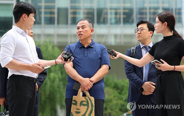 발언하는 명태균