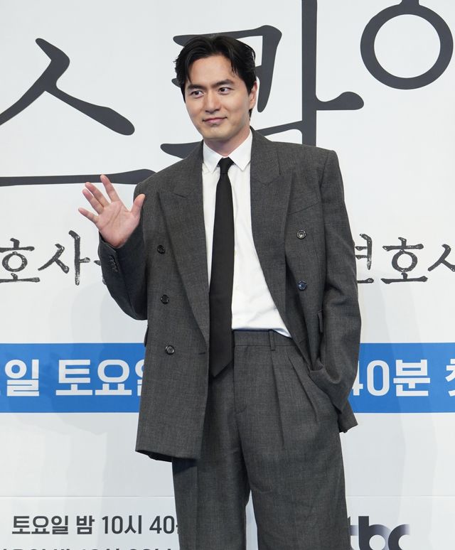 JTBC 새 드라마 '에스콰이어'의 이진욱