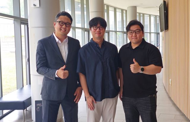 왼쪽부터 박지섭 교수, 유영재 강사, 김헌 교수