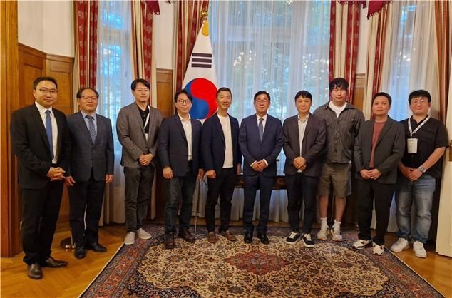 ACL 학술대회 참가자들 오스트리아 대사관 간담회