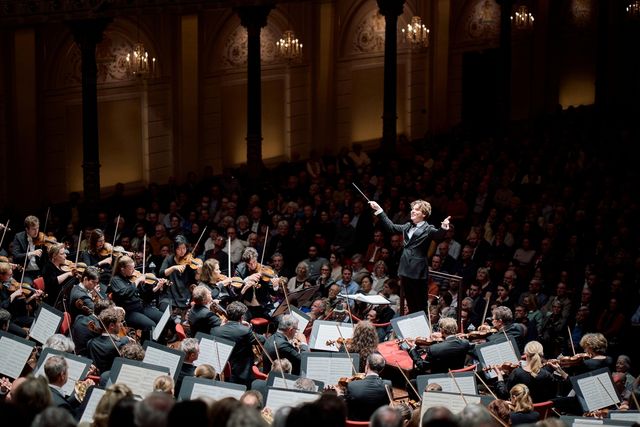 클라우스 메켈레 지휘 로열 콘세르트헤바우